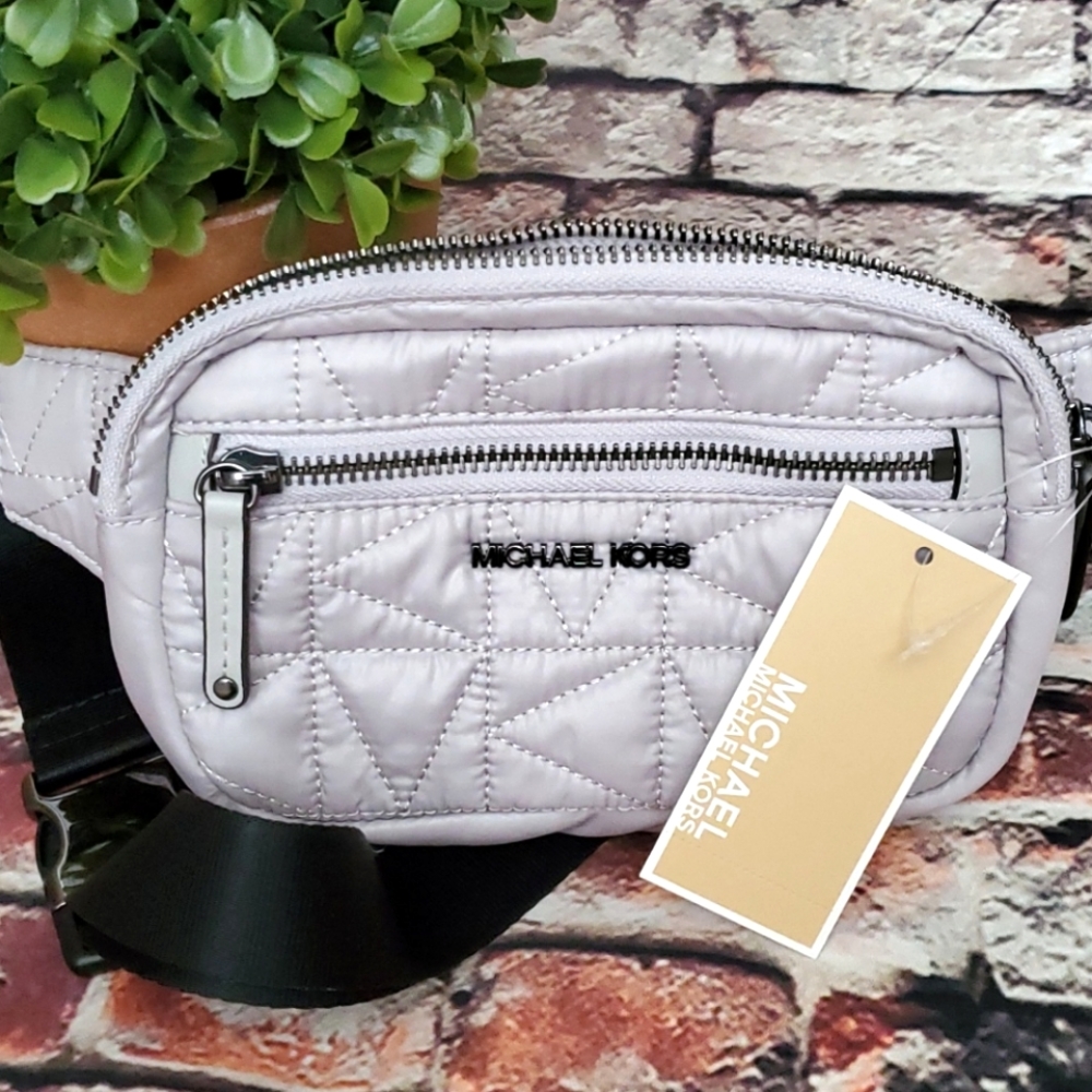 🌸MICHAEL KORS WINNIE QUILTED BELT BAG